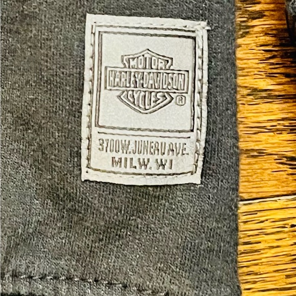 Harley-Davidson Women’s Medium Black Crewneck Sweatshirt - Picture 2 of 12